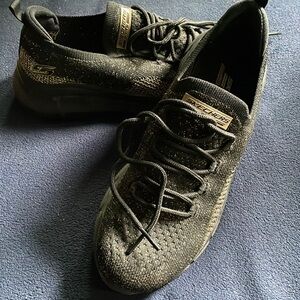 Skechers Bobs Black and Gold size 7.5